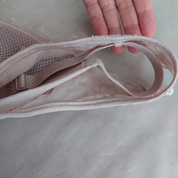 NWOT Triumph Double Layer Wing Bra Floral Lace - Picture 8 of 12